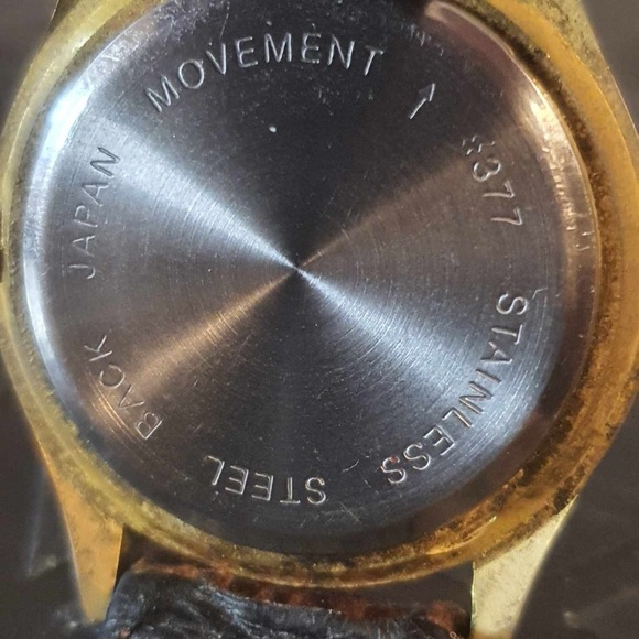 🦋 Sheffield Goldtone/White Leather Women's Watch - Picture 3 of 3